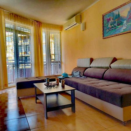 Central Plaza Apartment Slantchev Briag Extérieur photo